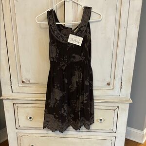 Mine Black and Gray Patterned Garment